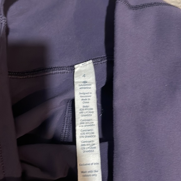 Purple Lululemon - Picture 4 of 4